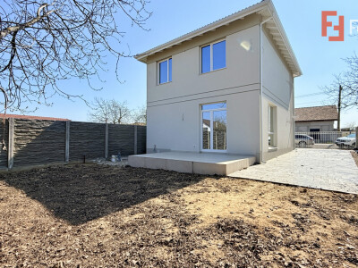 Casa individuala 4 camere cu toate utilitatile - Mosnita Veche