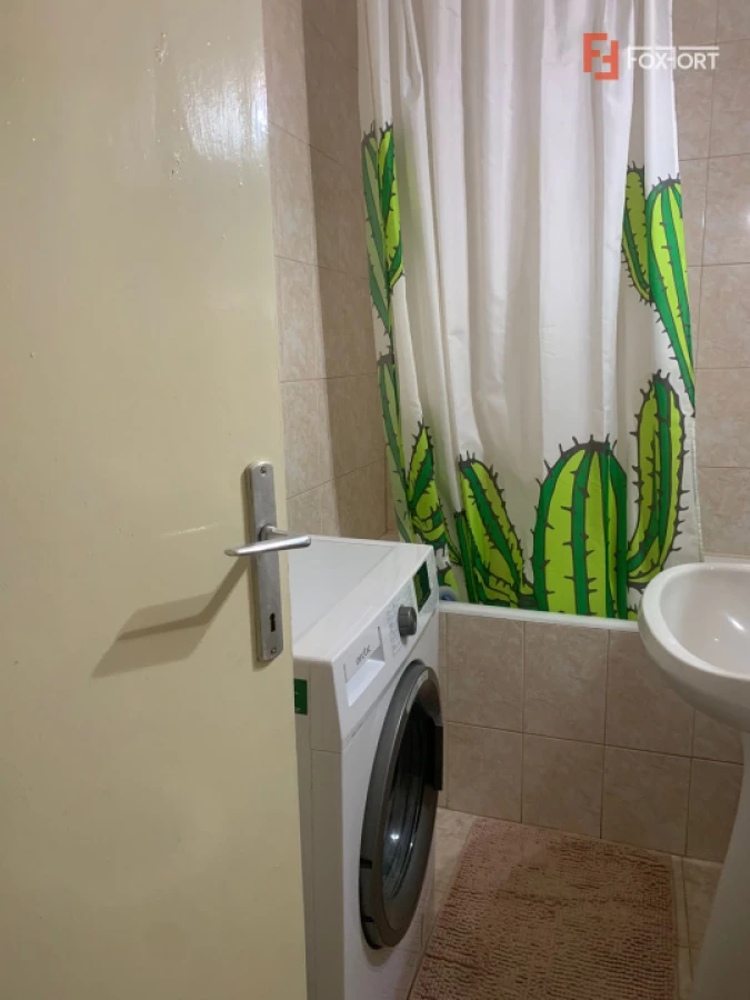 Apartament cu o camera de inchiriat, zona Dacia - 9