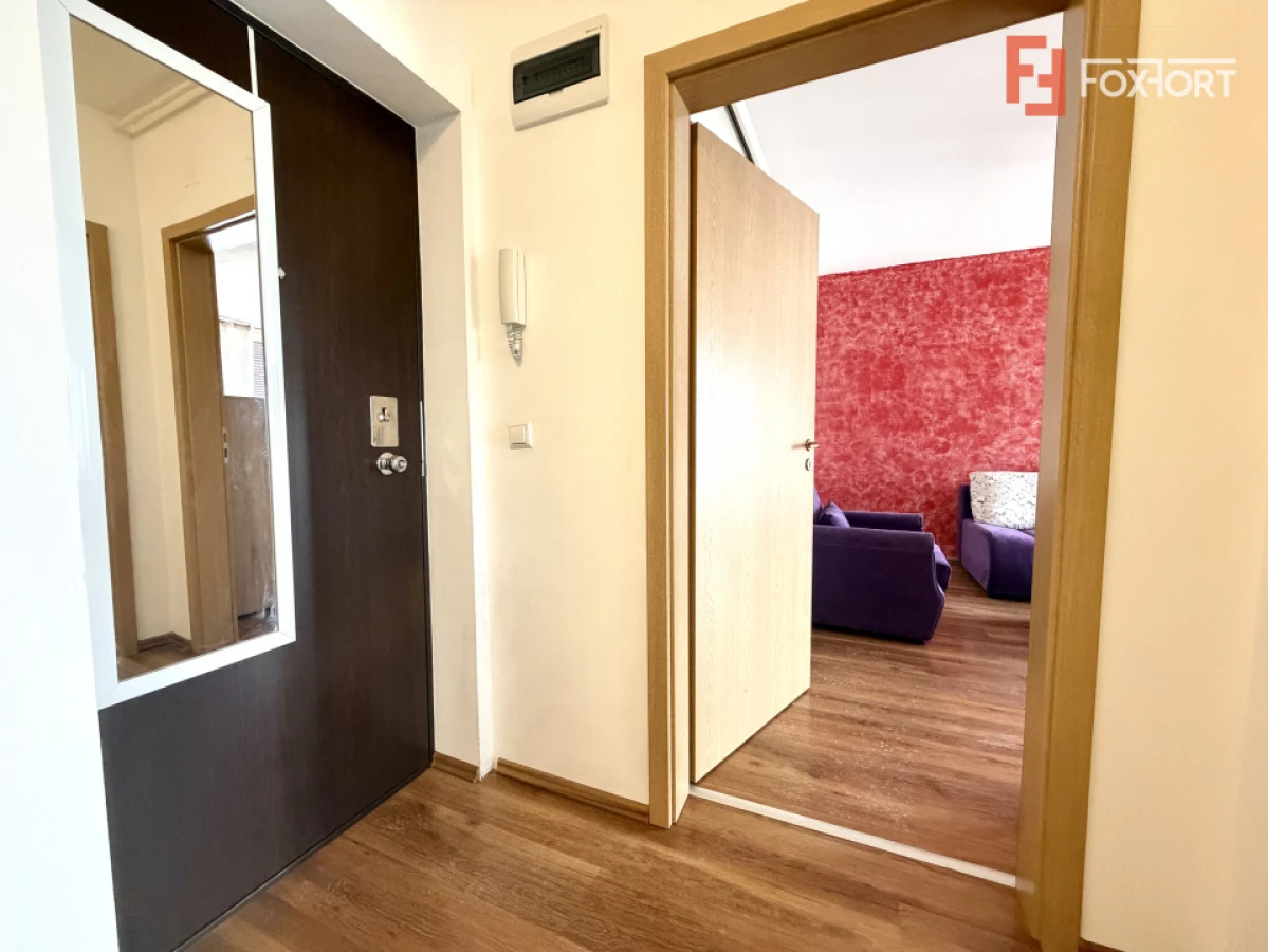 Apartament cu 2 camere mobilat si balcon generos - zona Aradului - 9