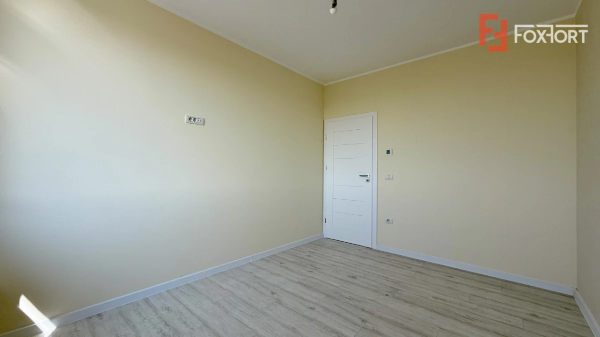 Duplex de vanzare, 4 camere - curent trifazic Giroc - ESO - 10