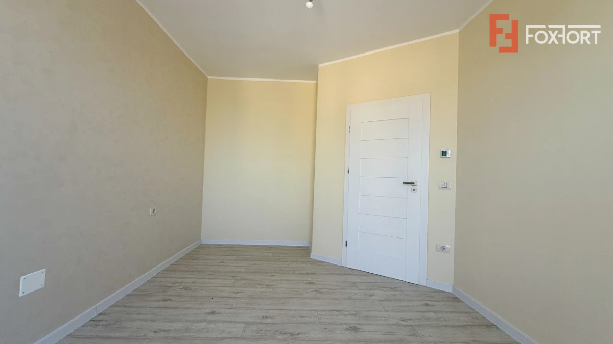 Duplex de vanzare, 4 camere - curent trifazic Giroc - ESO - 8