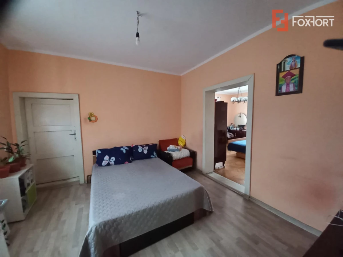 Casa individuala spatioasa cu 6 camere - Ghiroda - 4