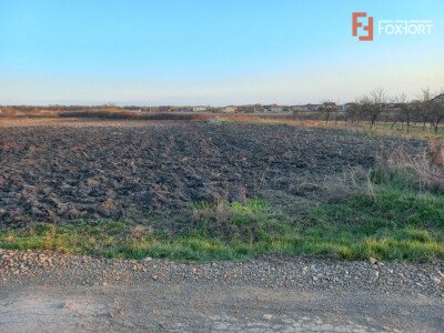 Teren extravilan industrial | 7.826 mp | 2 fronturi stradale | Ghiroda