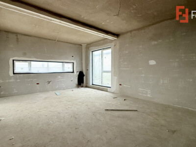 Apartament de vanzare cu 3 camere + gradina 260 mp, Drumul Boilor