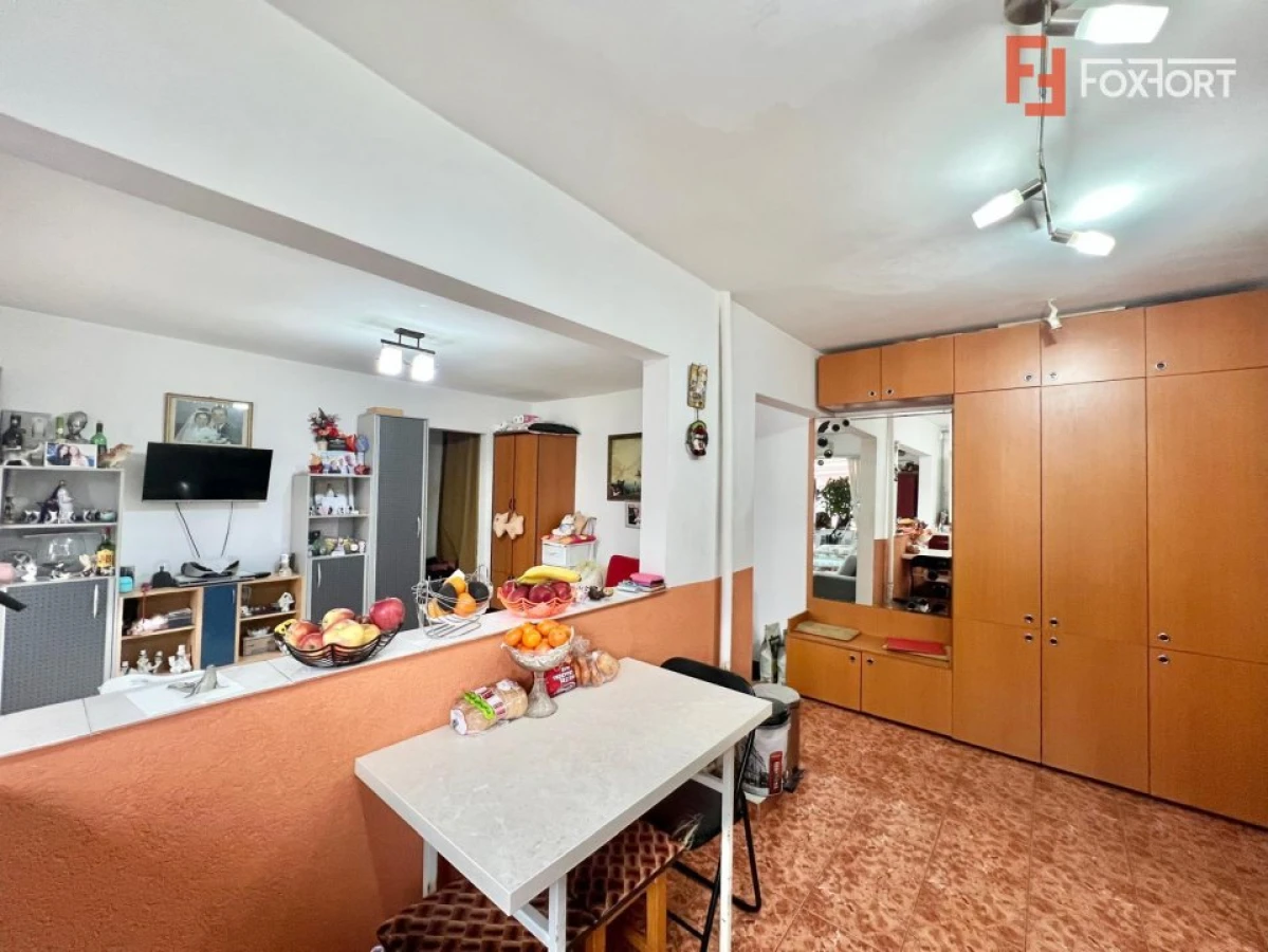 Apartament 2 camere de vanzare, zona Buziasului - 9