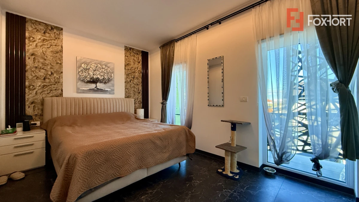 Duplex deosebit de vanzare, 4 camere, zona linistita - Mosnita Veche - 9