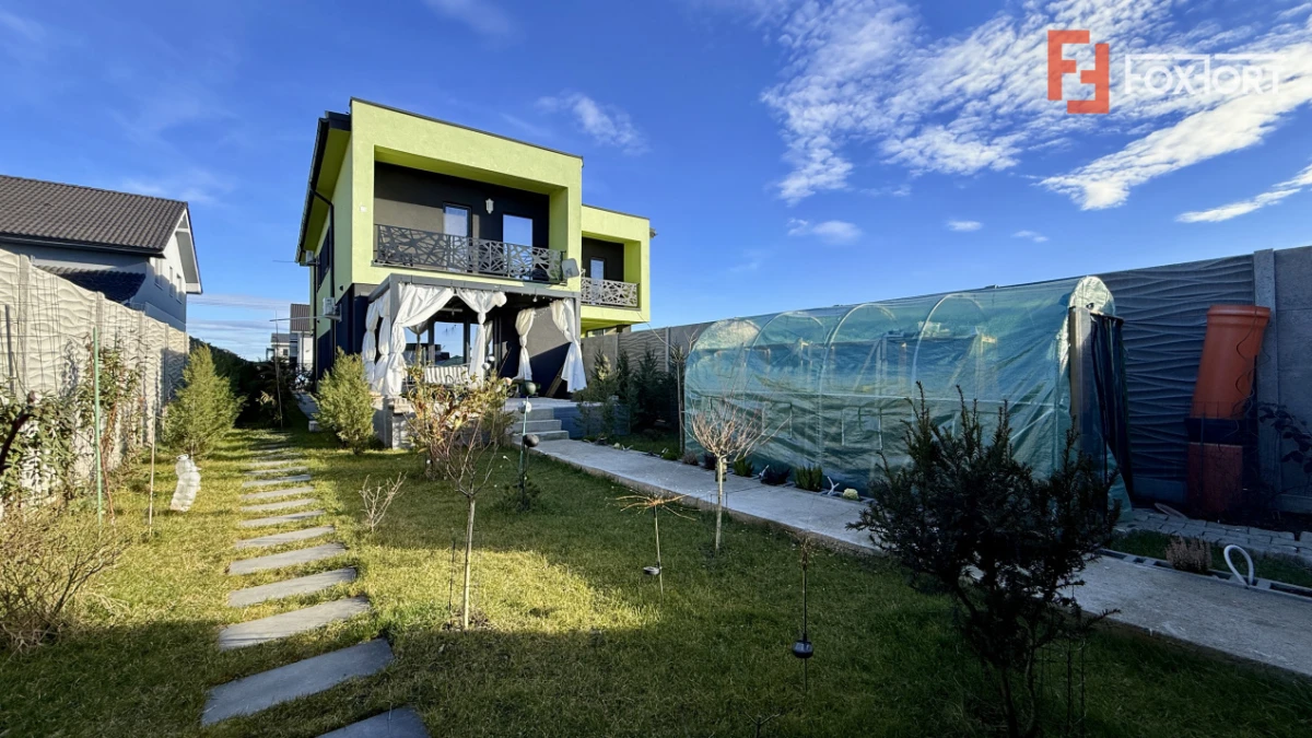 Duplex deosebit de vanzare, 4 camere, zona linistita - Mosnita Veche - 1