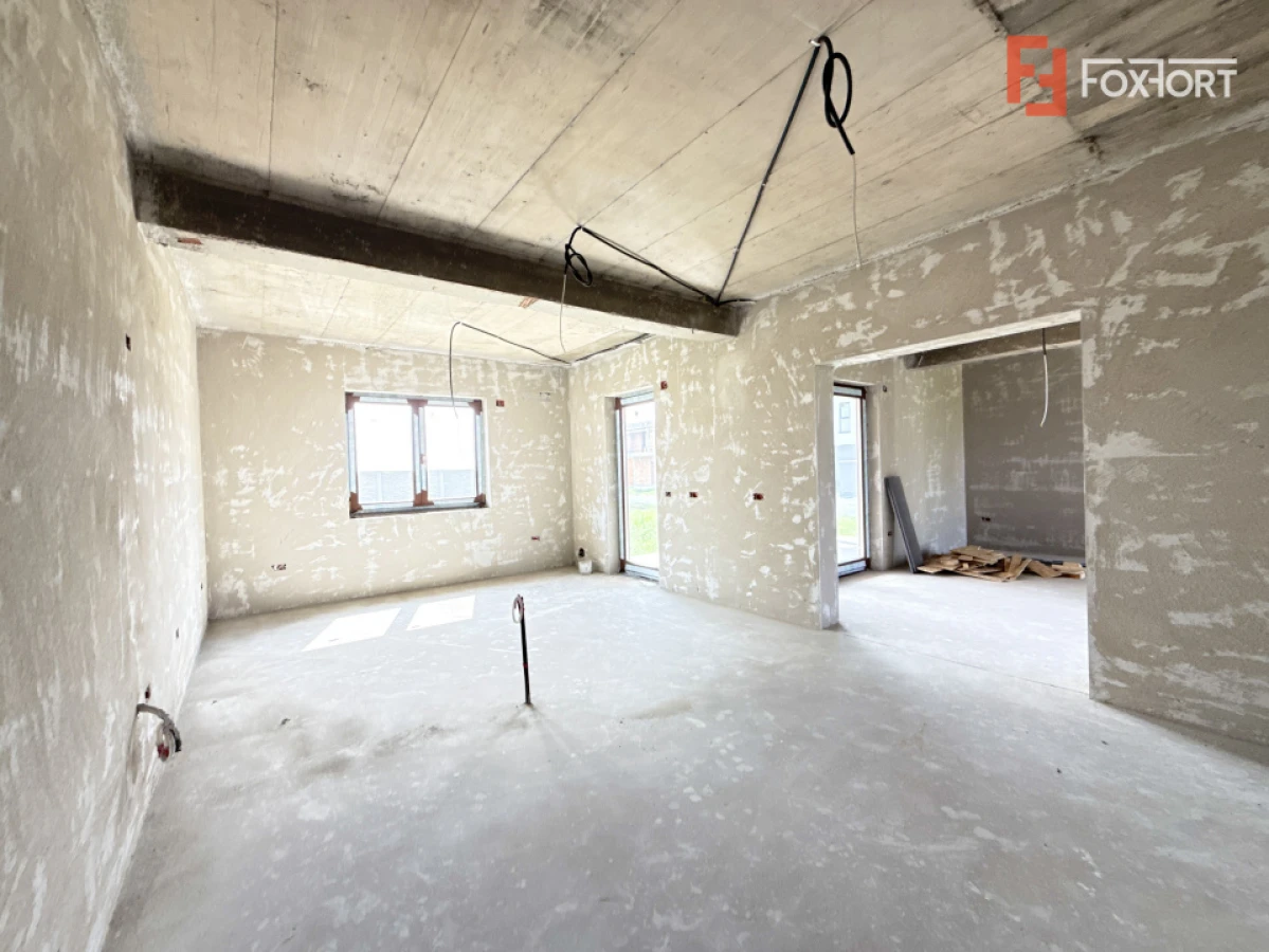 Casa cu 4 camere, interior la gri si exterior la rosu in Sacalaz - 6