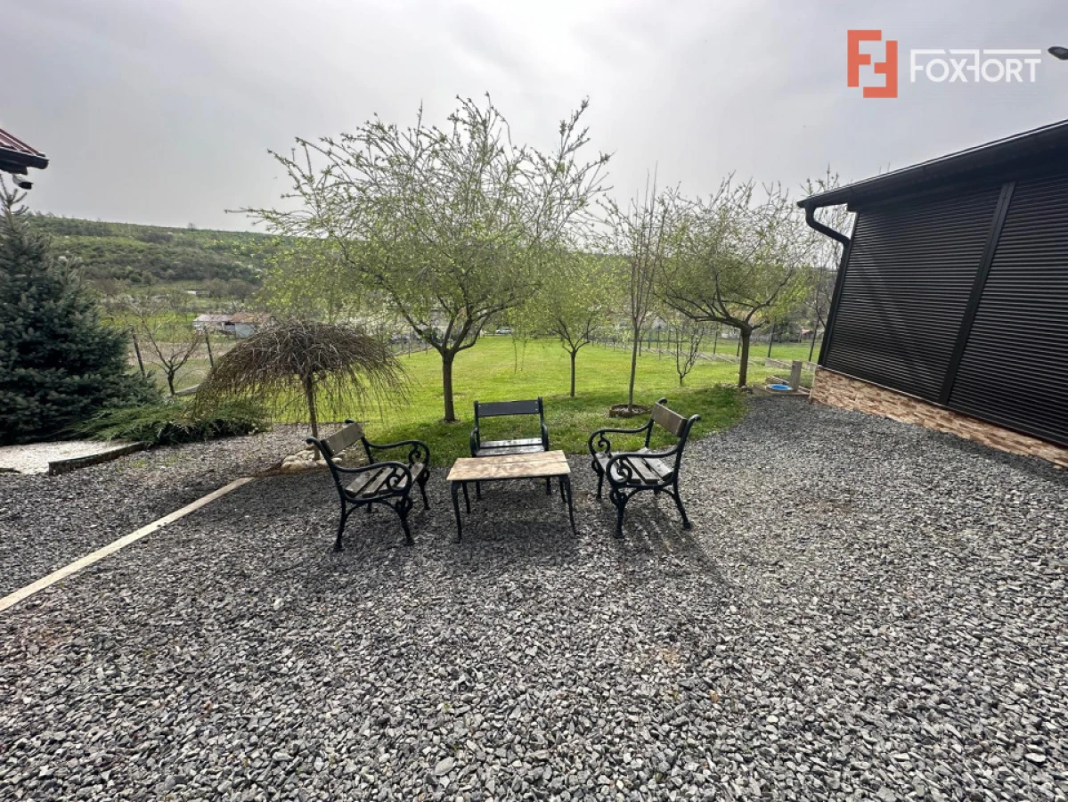 Casa de vacanta cu teren de 2344 mp - zona Nadas - 10