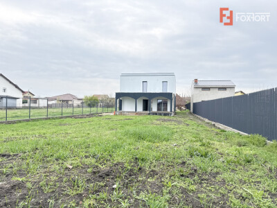 COMISION 0% Casa cu 4 camere si teren 1125 mp in Sacalaz