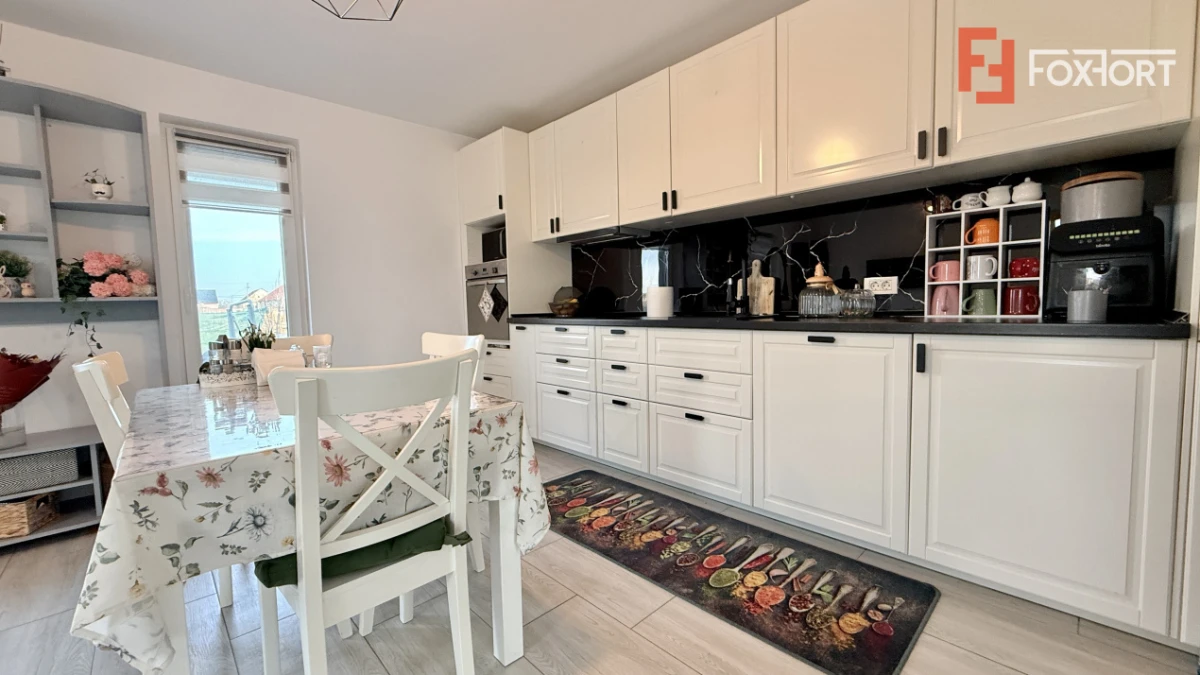 Duplex de vanzare in Sacalaz, 4 camere + 2 bai si toate utilitatile - 6