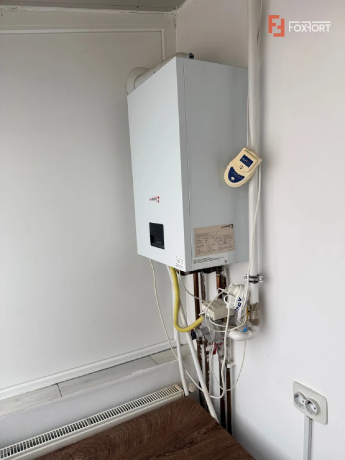 Apartament cu 2 camere si balcon de 4 mp, zona Buziasului - 8