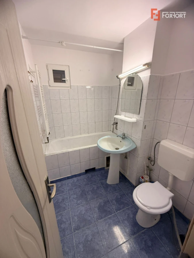Apartament cu 2 camere si balcon de 4 mp, zona Buziasului - 6