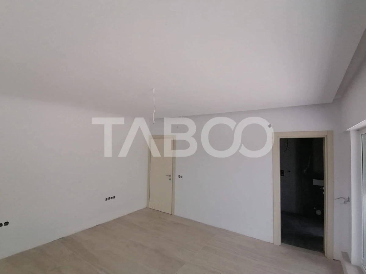 Casa moderna cu 5 camere, piscina si panorama superba, Cisnadie - 10