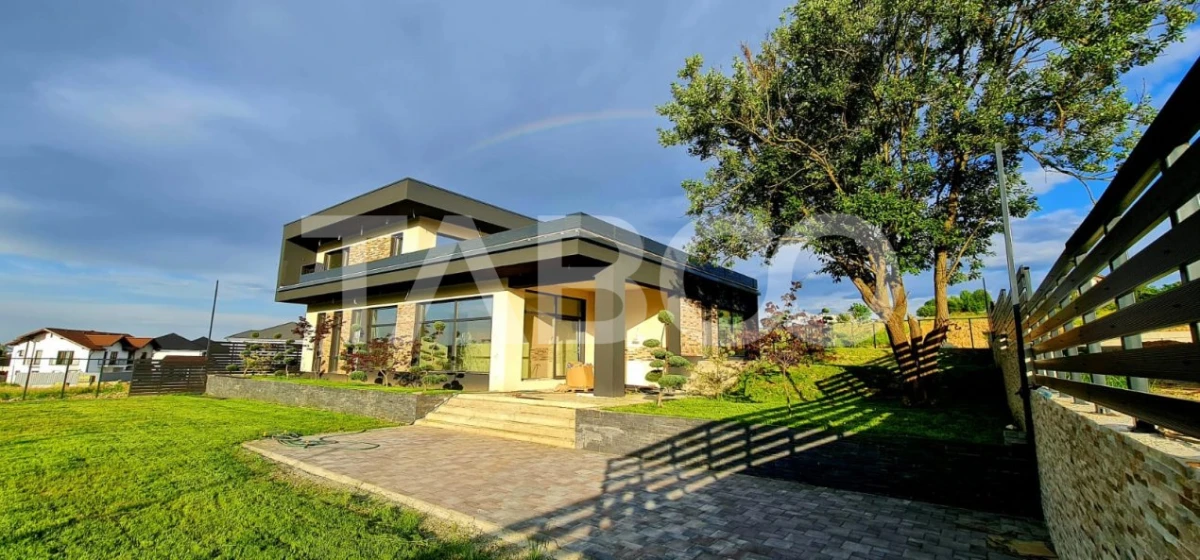Casa moderna cu 5 camere, piscina si panorama superba, Cisnadie - 1