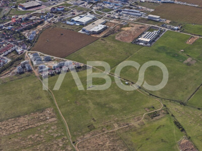 Teren intravilan 2 fronturi de 35 m fiecare 8.000 mp Turnisor Sibiu