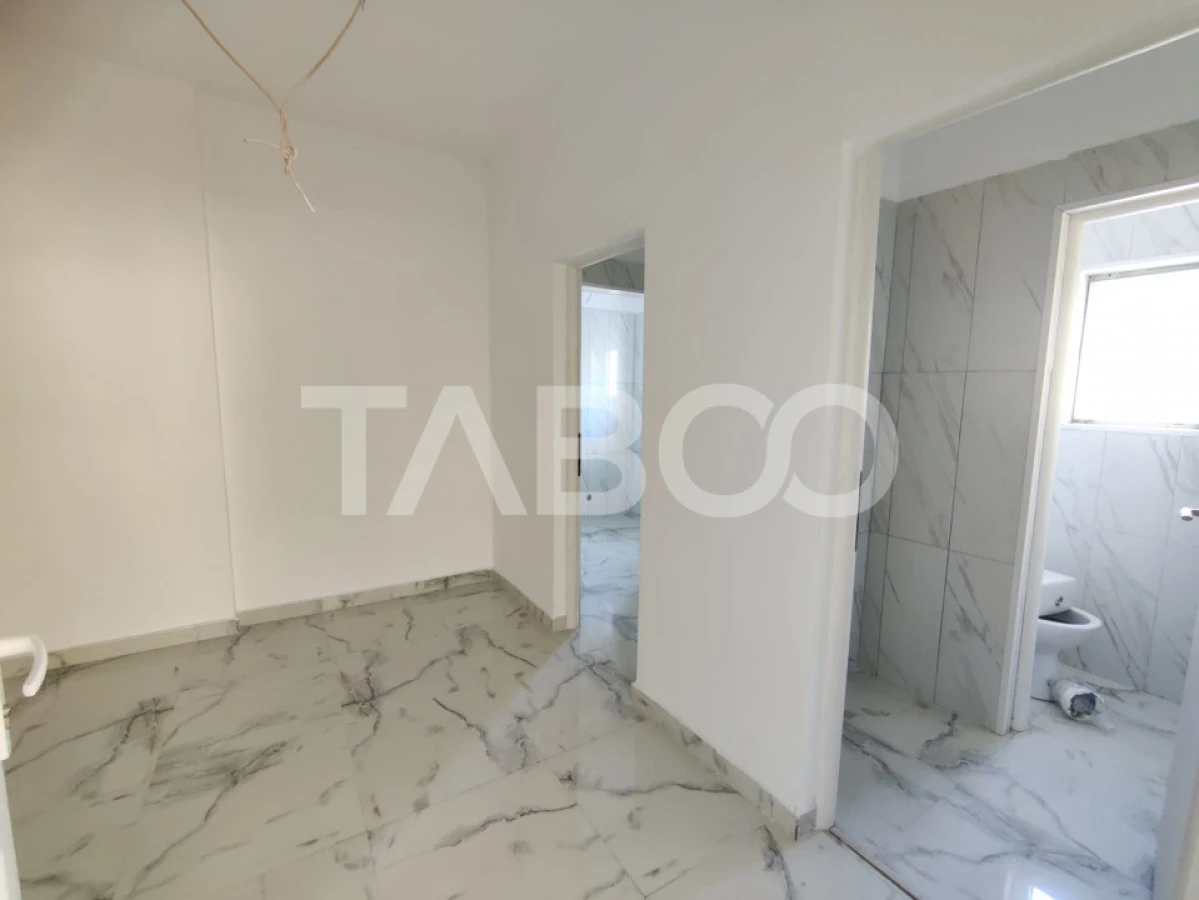 Spatiu comercial de inchiriat strada intens circulata Central Sibiu - 9