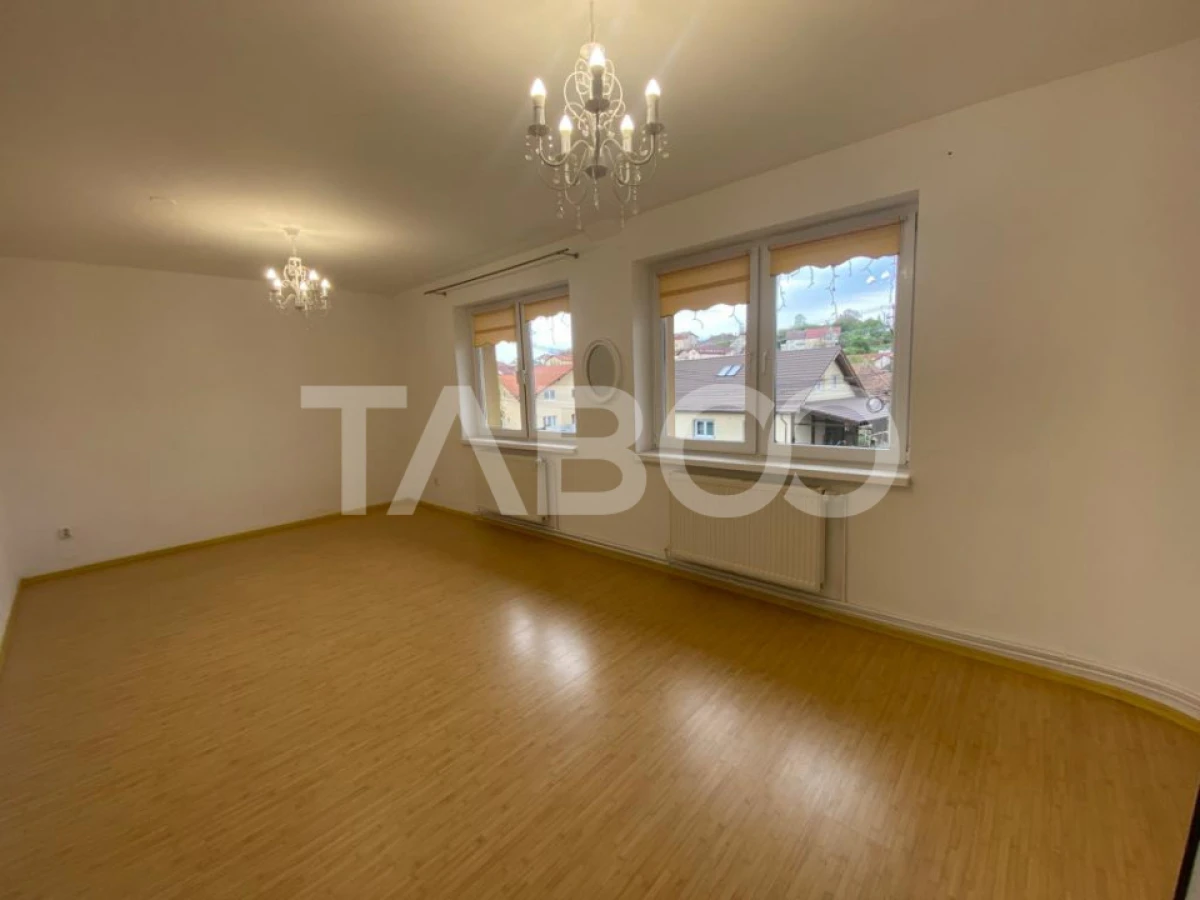 Spatiu birouri 80 mpu 2 camere loc de parcare cartier Strand Sibiu - 2