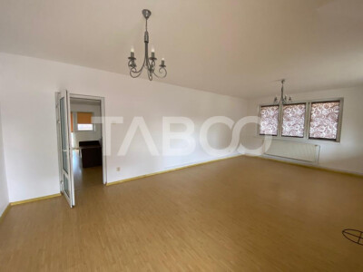 Spatiu birouri 80 mpu 2 camere loc de parcare cartier Strand Sibiu