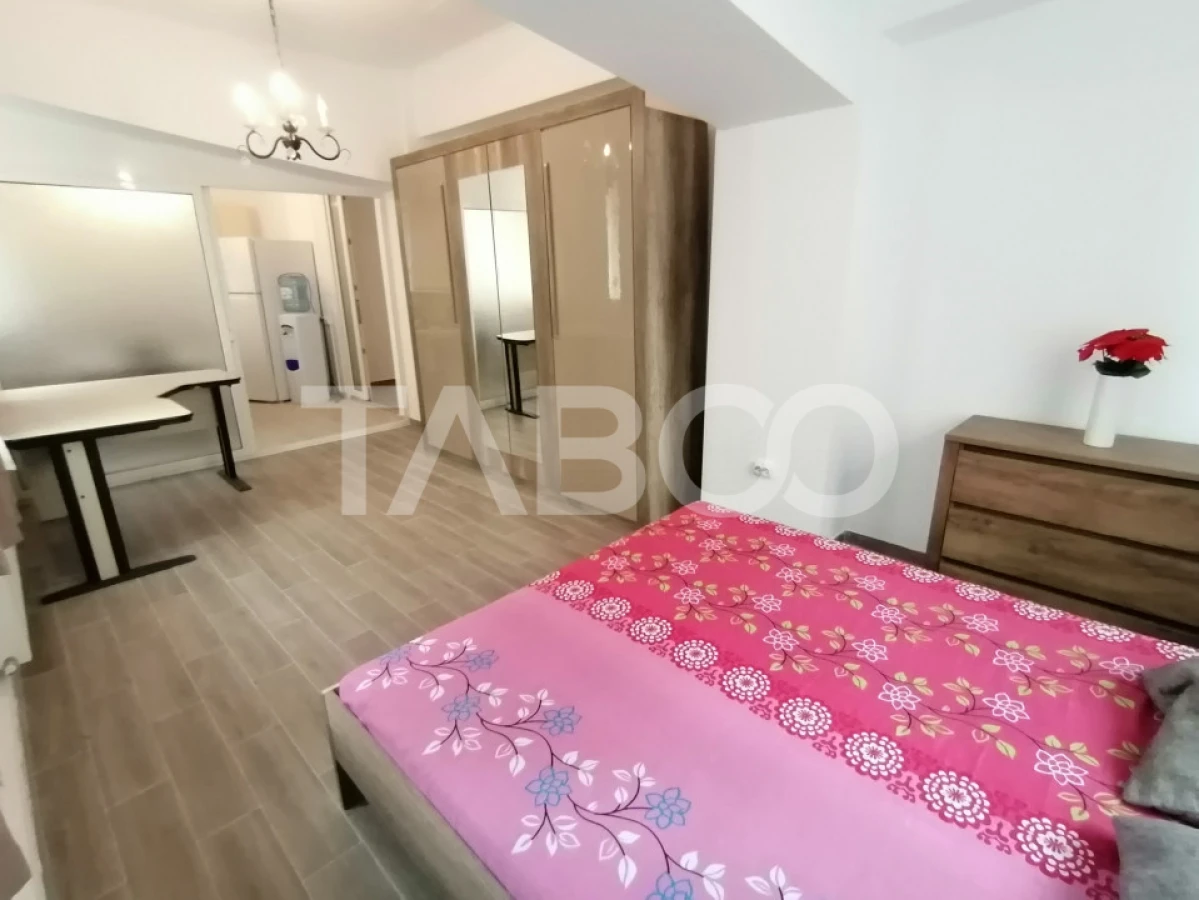 Apartament 3 camere 80 mpu pretabil spatiu comercial zona Strand Sibiu - 3