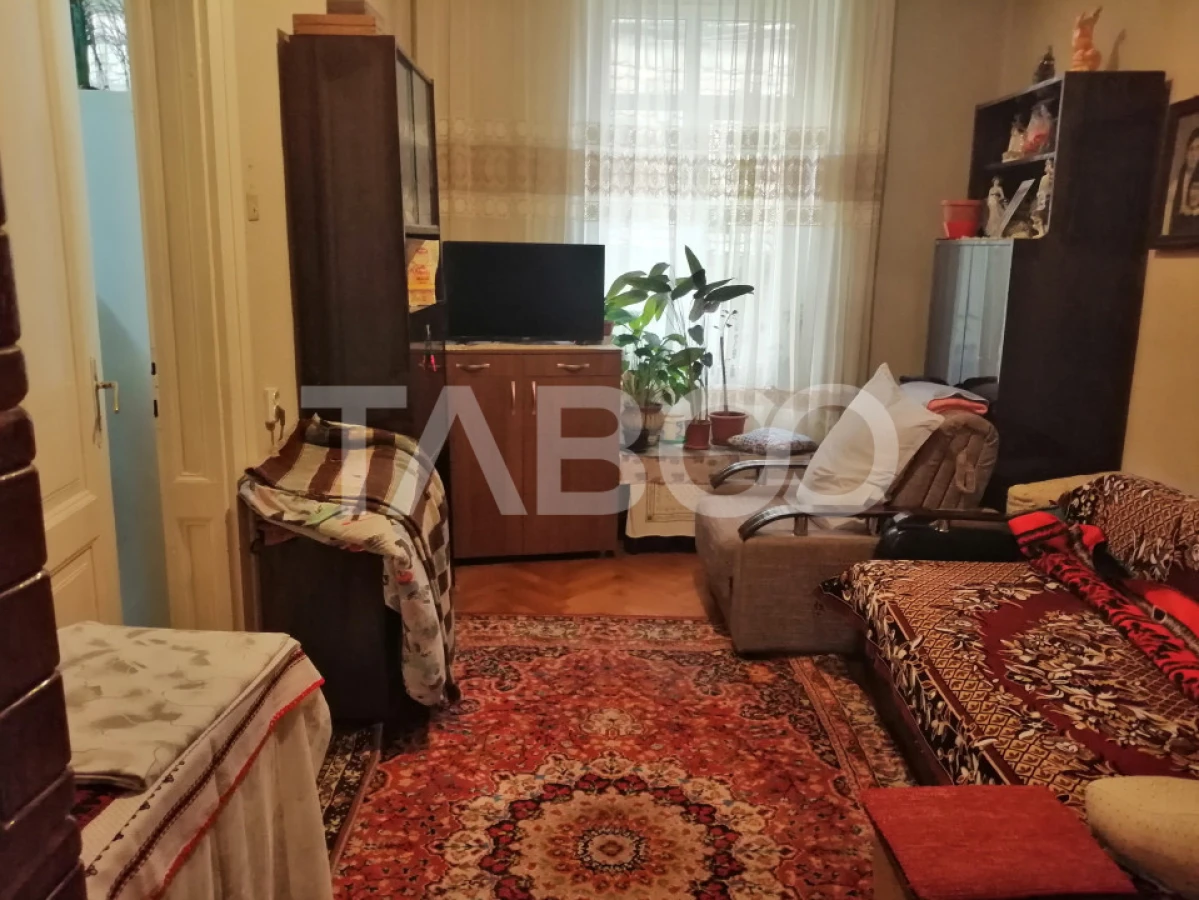 Apartament de vanzare la casa 2 camere zona Orasul de Jos Sibiu - 3