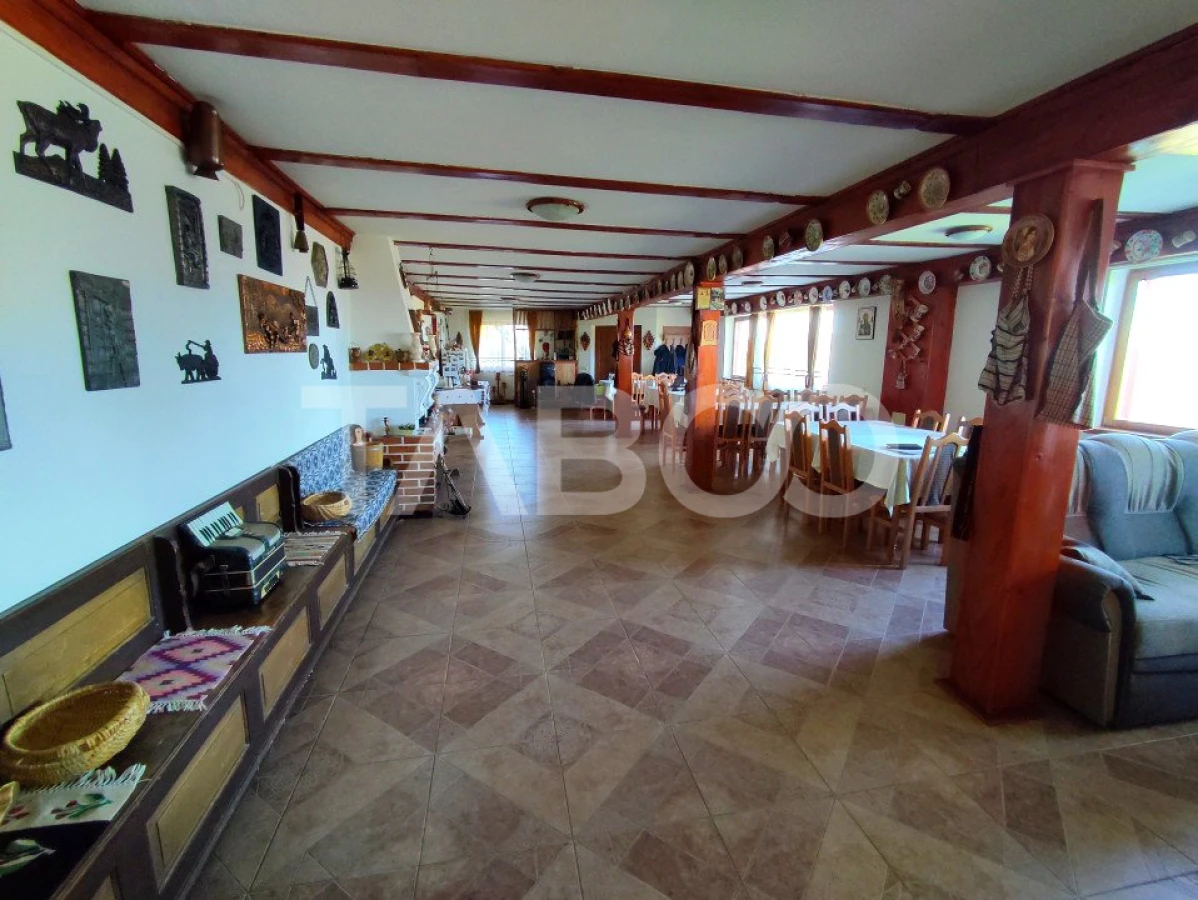 EXCLUSIVITATE Pensiune 9 camere 615 mpu 3600 mp teren in Fantanele - 3