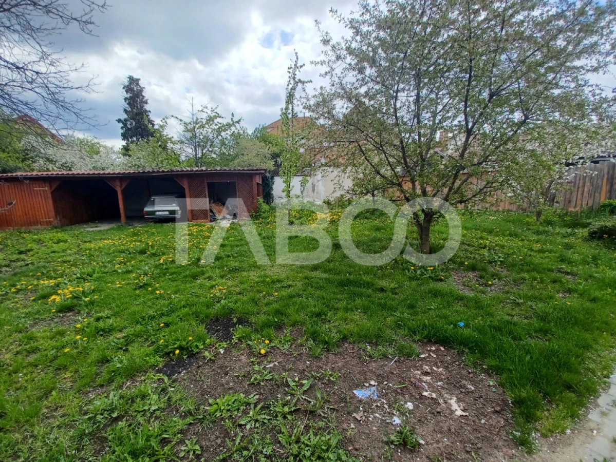 1200 mp teren cu casa individuala de renovat in zona buna din Sibiu - 7