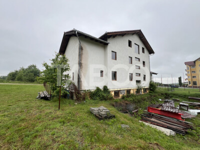 Pensiune la Rosu480 mp de vanzare Statiune Climaterica Sambata de Sus