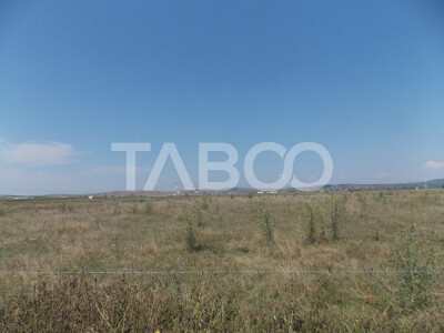 Teren arabil 1200 mp in Mohu judetul Sibiu la sosea