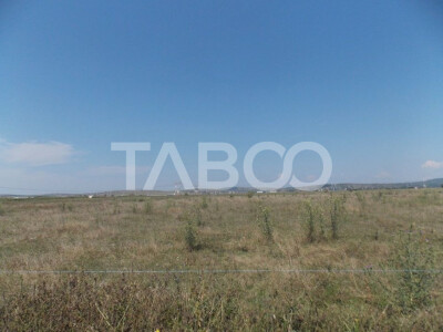 Teren extravilan 2400 mp in Mohu judetul Sibiu lchiar la sosea