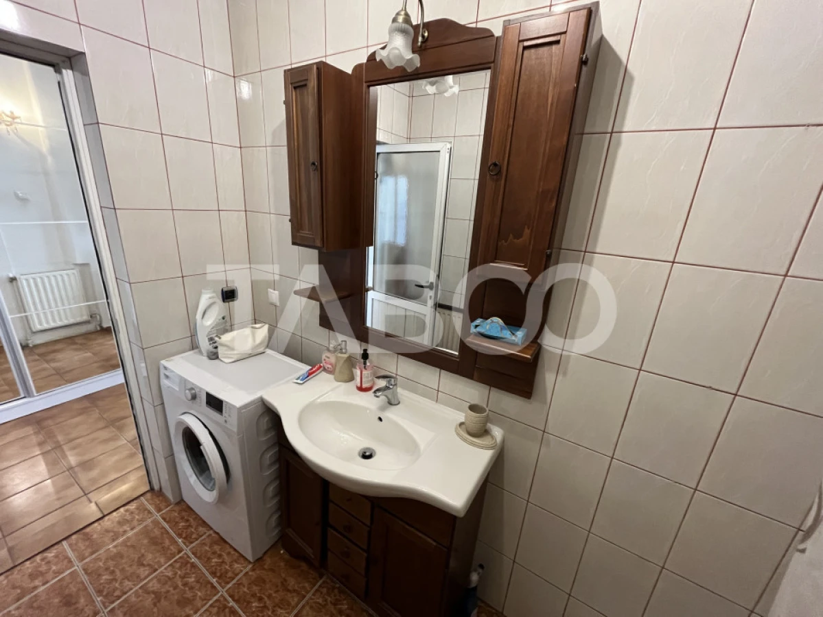 Apartament 3 camere 77mp de inchiriat cu parcare Ultracentral Sibiu - 10