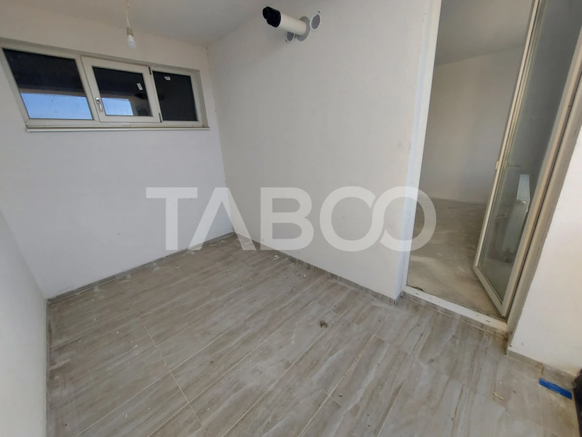 Apartament decomandat 52mpu de vanzare 2 camere 2 logii loc parcare - 3