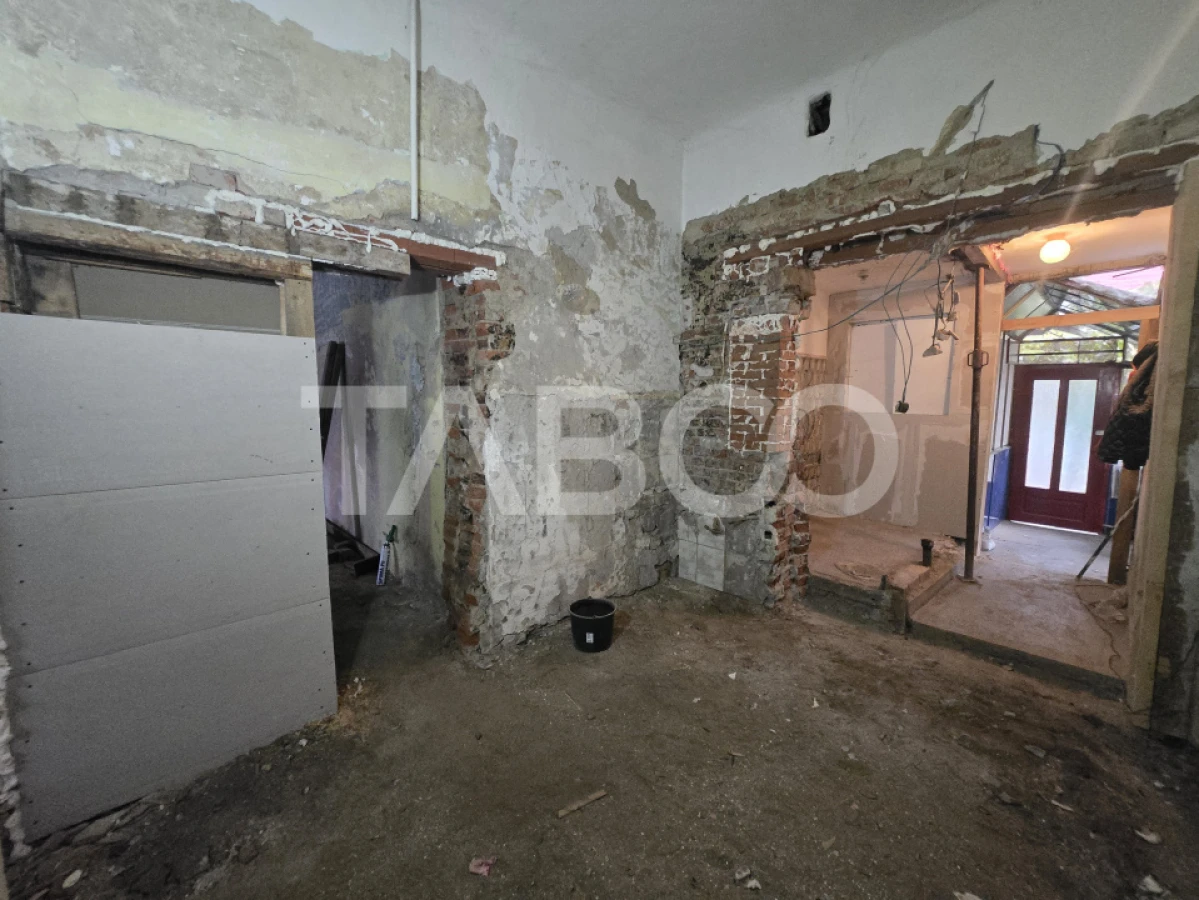 Apartament de vanzare la casa 2 camere 59mp zona Piata Cluj Sibiu - 1
