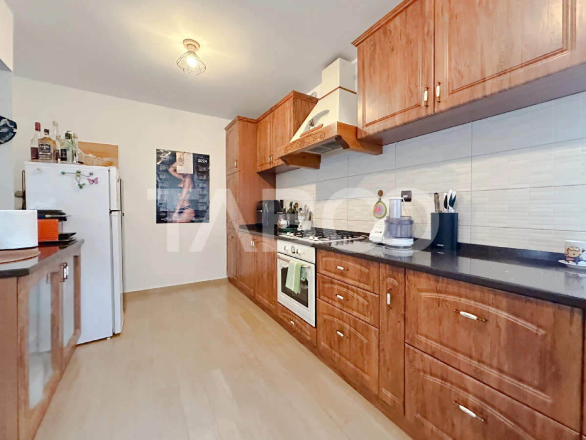 Casa individuala de vanzare stil mediteranian curte 704 mp Borhanci - 8