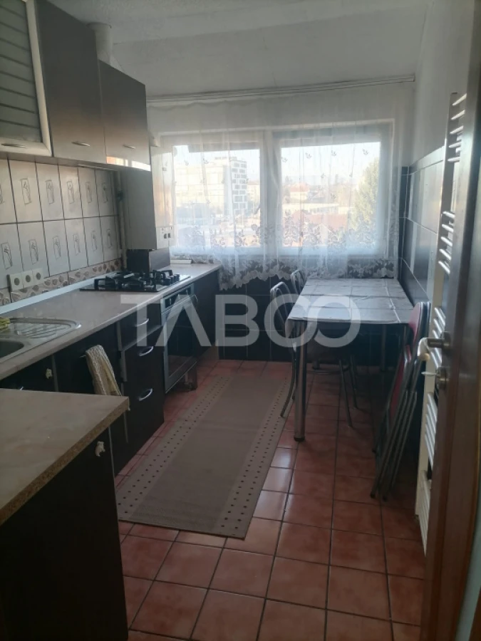 Apartament 3 camere decomandat in zona Trei Stejari - 8