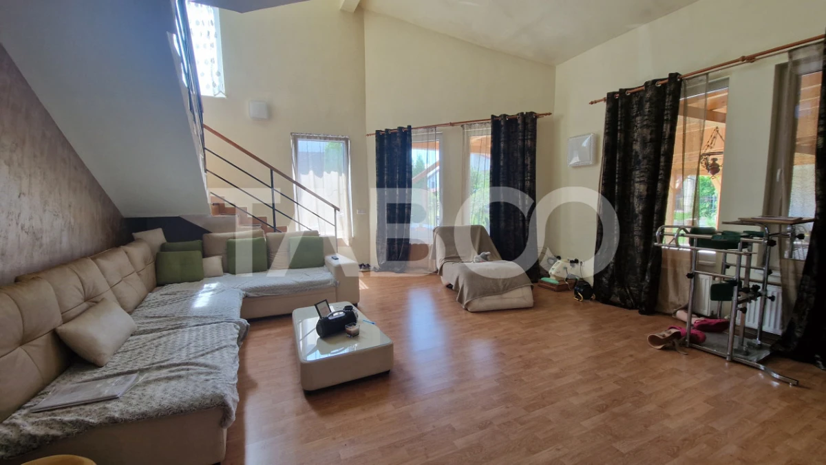 Casa individuala 4 camere cu teren generos si terasa inchisa Selimbar - 7