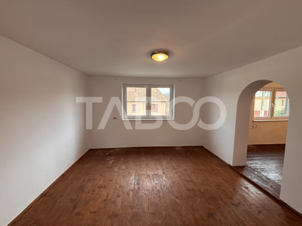 Casa individuala cu 3 camere de vanzare 1020 mp teren in Hamba - 9