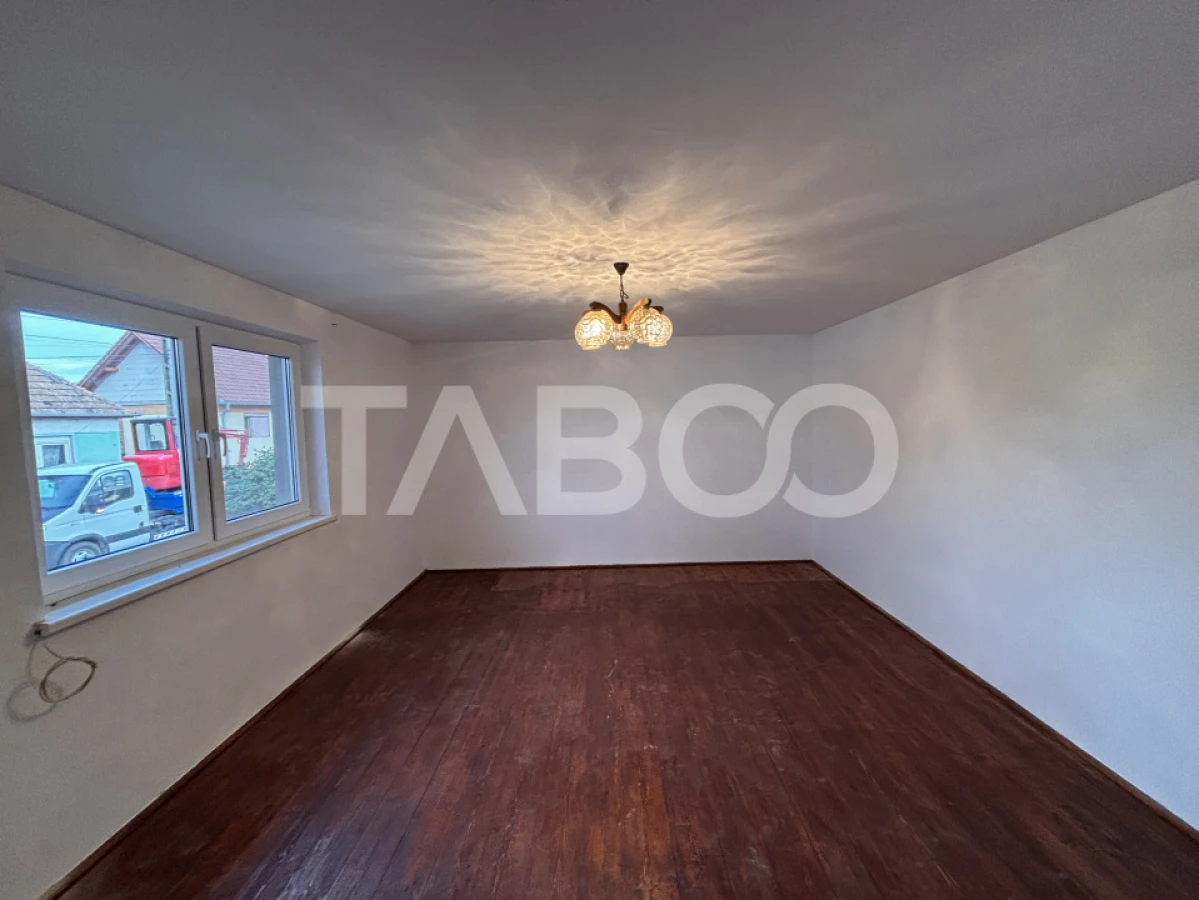 Casa individuala cu 3 camere de vanzare 1020 mp teren in Hamba - 8