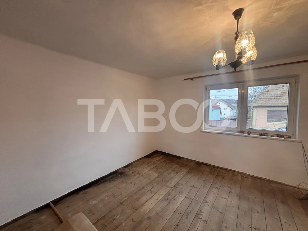 Casa individuala cu 3 camere de vanzare 1020 mp teren in Hamba - 4