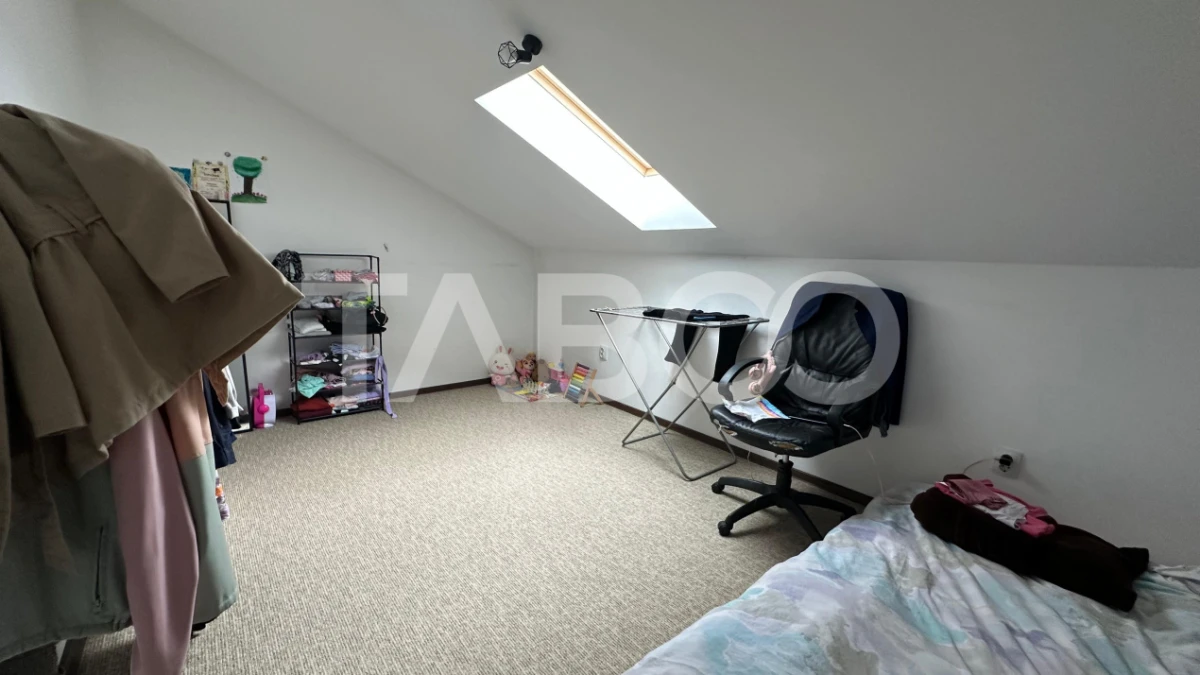 Apartament 70 mpu 3 camere pod privat parcare zona Turnisor Sibiu - 9