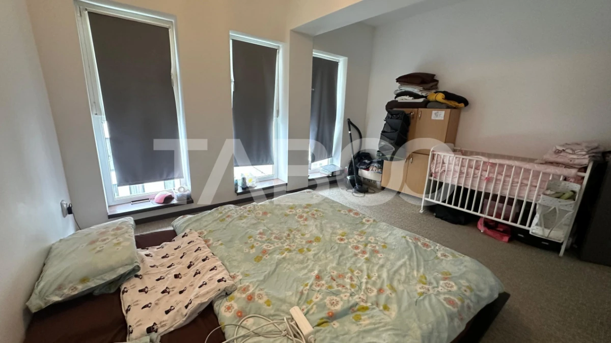 Apartament 70 mpu 3 camere pod privat parcare zona Turnisor Sibiu - 8