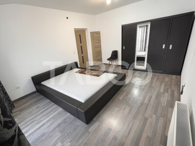 Garsoniera decomandata de vanzare balcon parcare Alma Turnisor