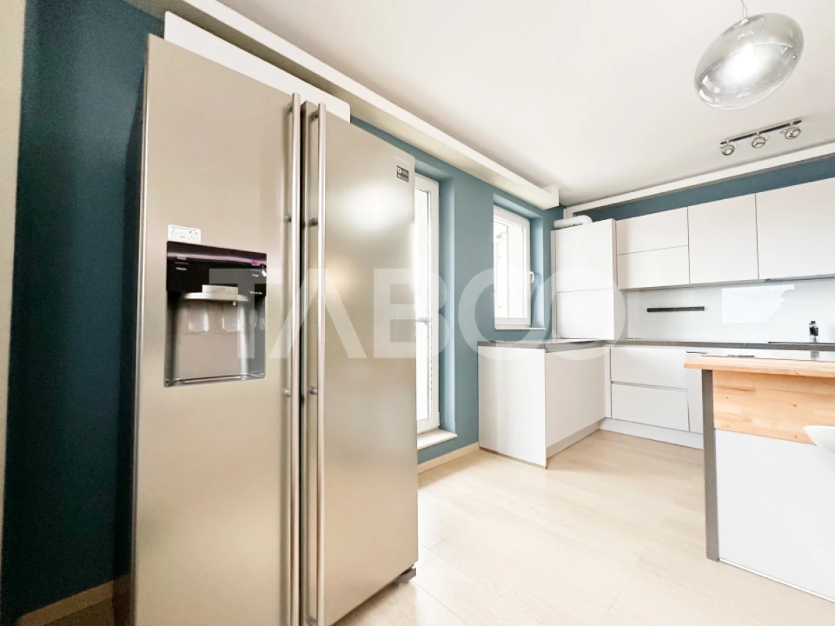 De vanzare apartament cu 2 camere la cheie cu parcare Iulius Mall - 4