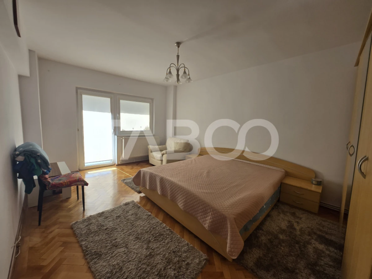Apartament 3 camere decomandat 68mp si balcon zona Siretului Sibiu - 2