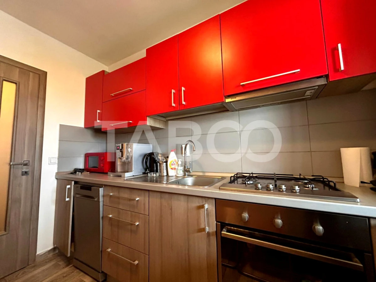 Apartament de vanzare 2 camere decomandate balcon si parcare Selimbar - 4