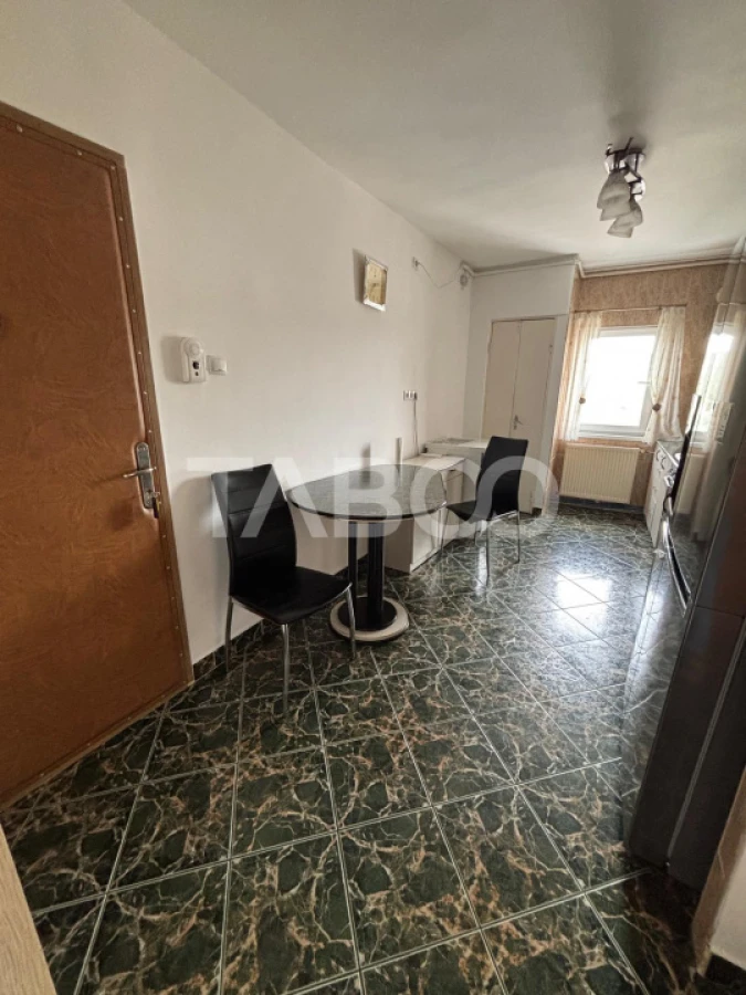 Apartament de vanzare 4 camere decomandate cartier Manastur - 3