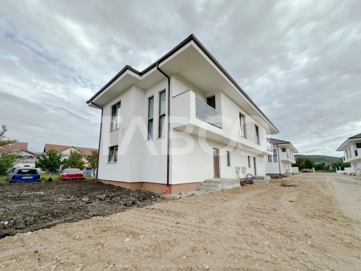 De vanzare casa tip duplex Floresti zona Muzeul Apei - 2