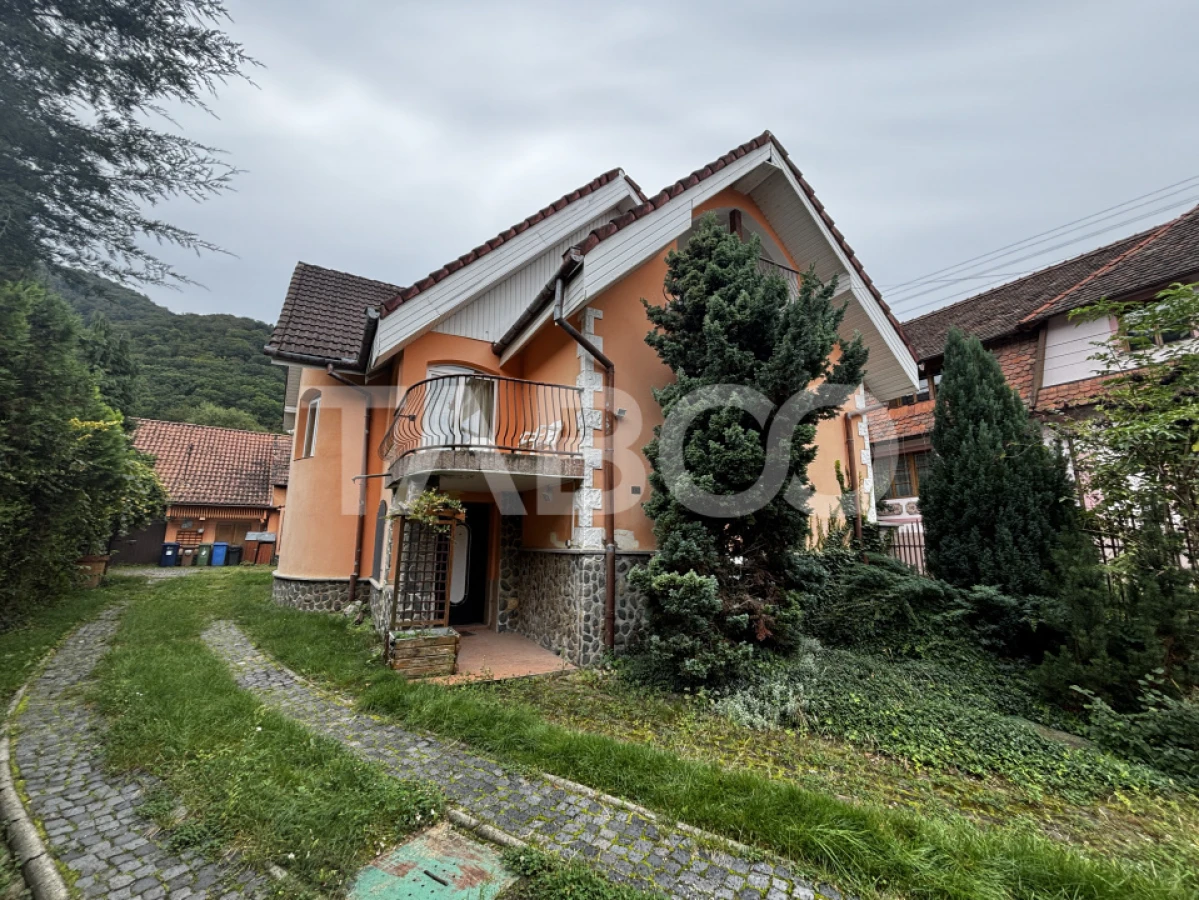 Casa de inchiriat 5 camere + curte ideala pentru muncitori - 2