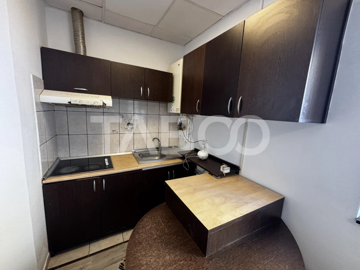 Garsoniera de vanzare la parter mobilata si utilata Sibiu - 4