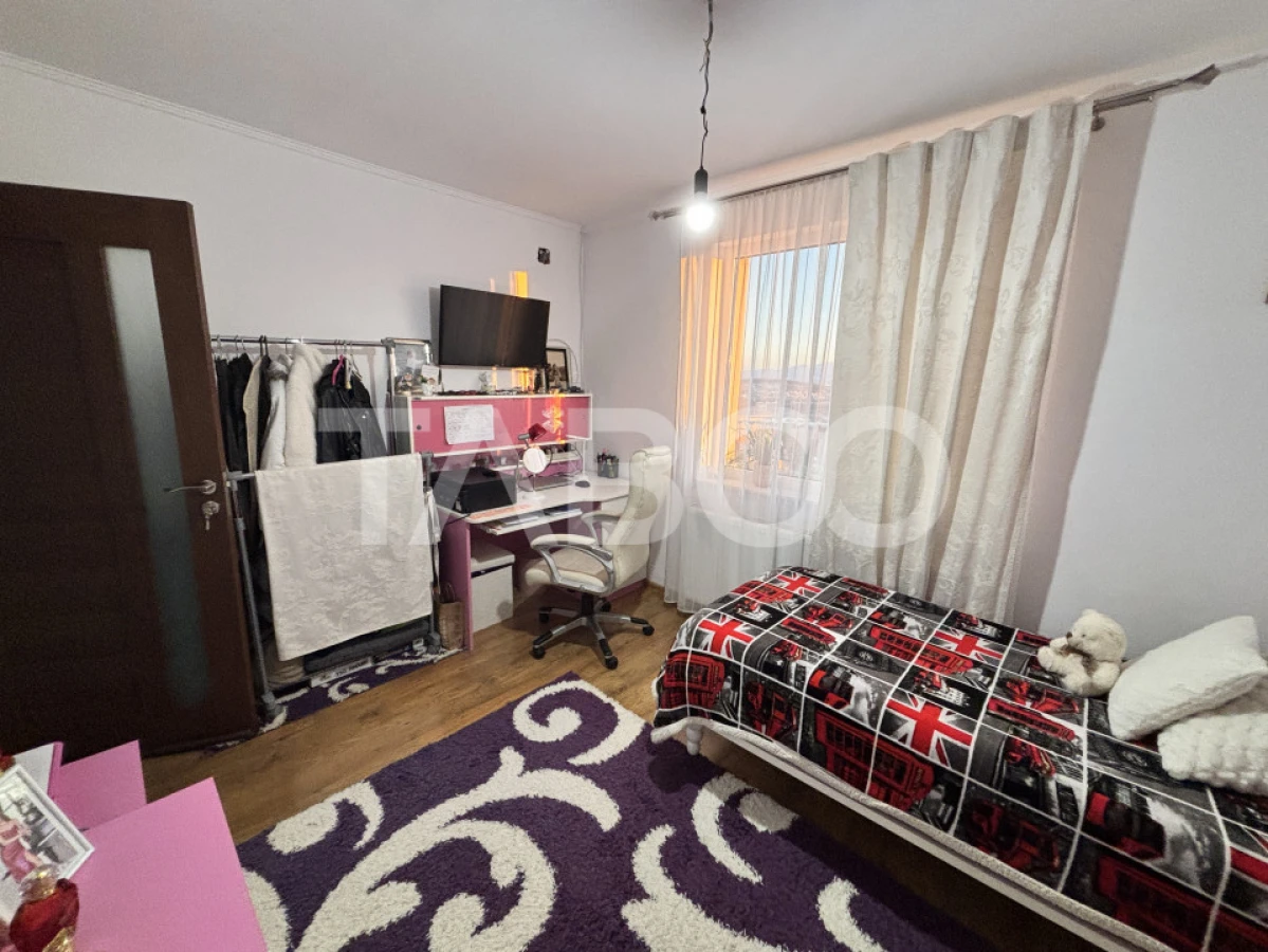 Casa de vanzare individuala cu 3 camere 500 mp teren Sura Mare - 10